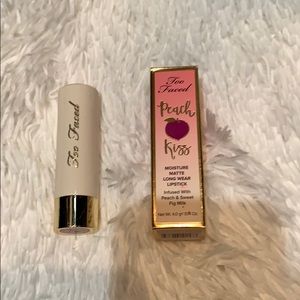 NEW too faced matte lipstick drunk dial